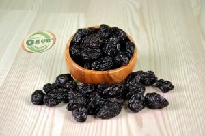 ERİK KURUSU ÇEKİRDEKLİ