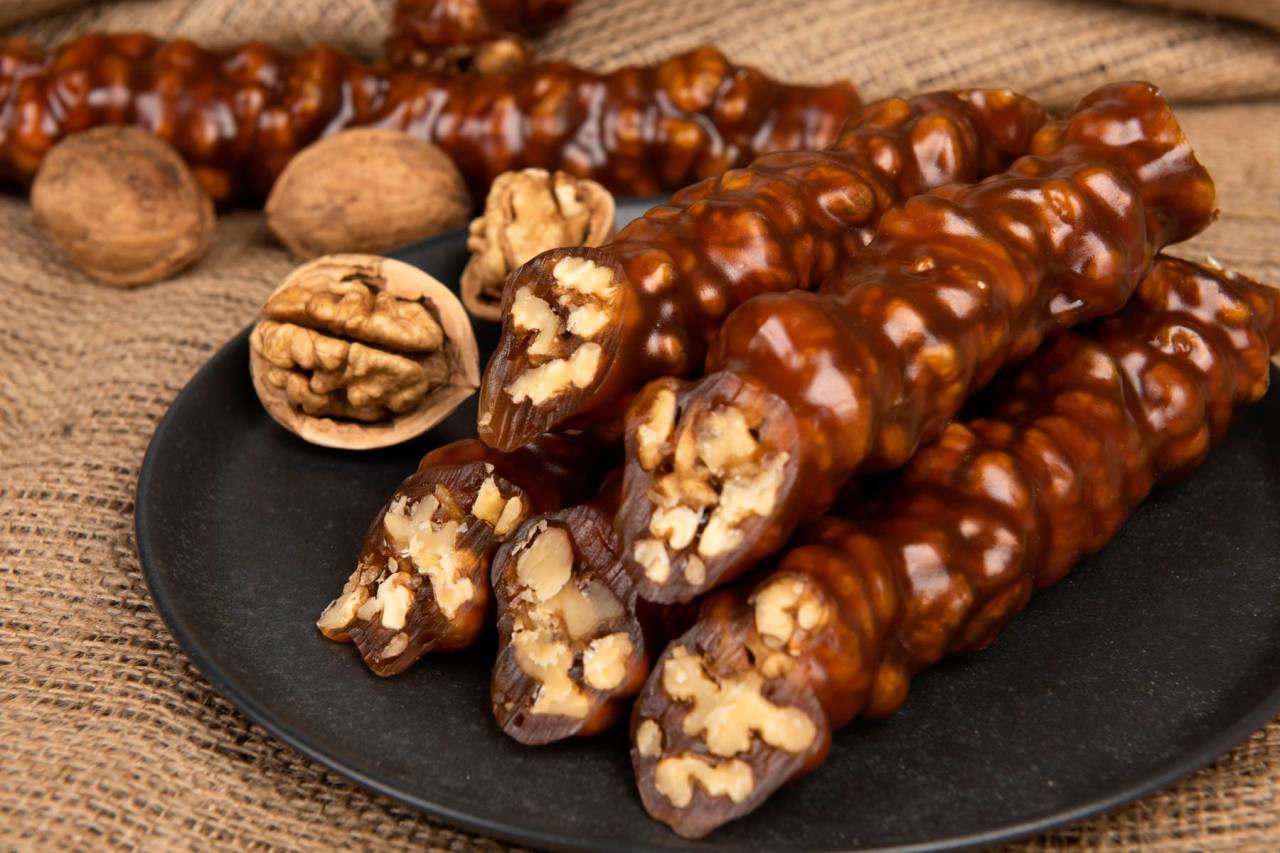 PEKMEZLİ MARAŞ SUCUĞU KELEBEK